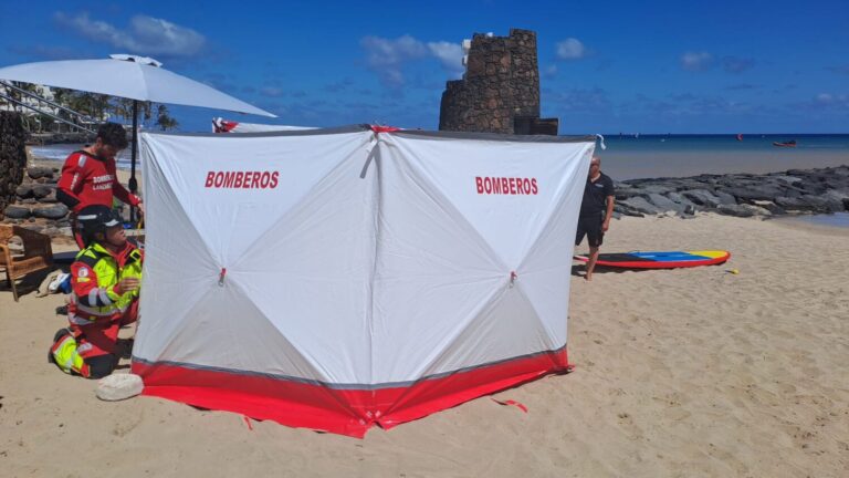 Recuperan el cuerpo sin vida de un hombre flotando cerca de la costa de Lanzarote