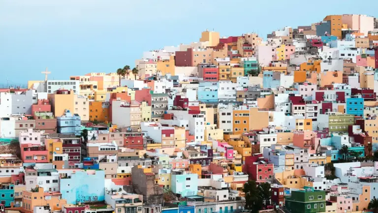 Gran Canaria destina 870.000 euros para mejorar el acceso de 112 casas