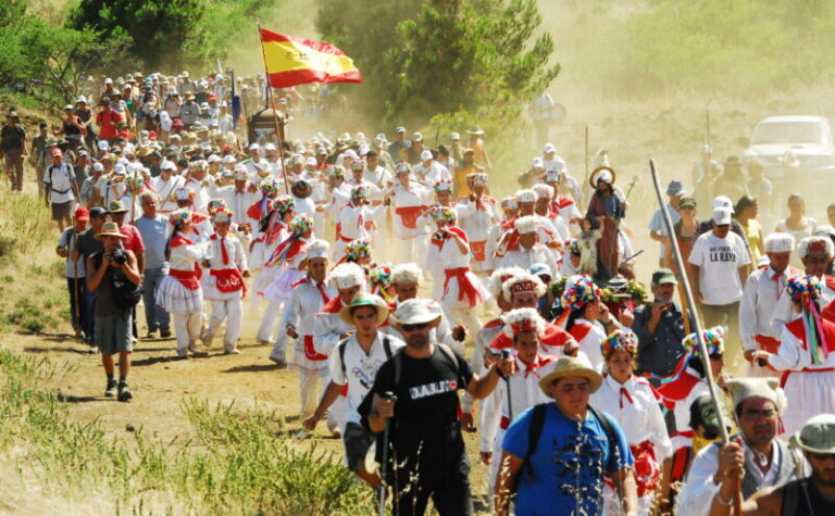 El Hierro en el alma: La Radio Canaria retransmite el sentir de la Bajada de la Virgen de los Reyes