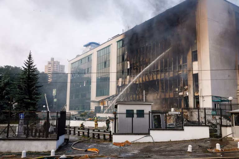 Rusia lanza uno de sus mayores ataques sobre territorio ucraniano