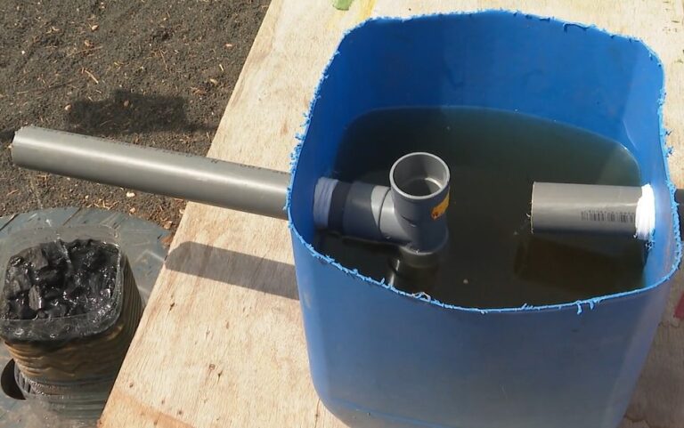 Tías enseña a depurar el agua de manera doméstica