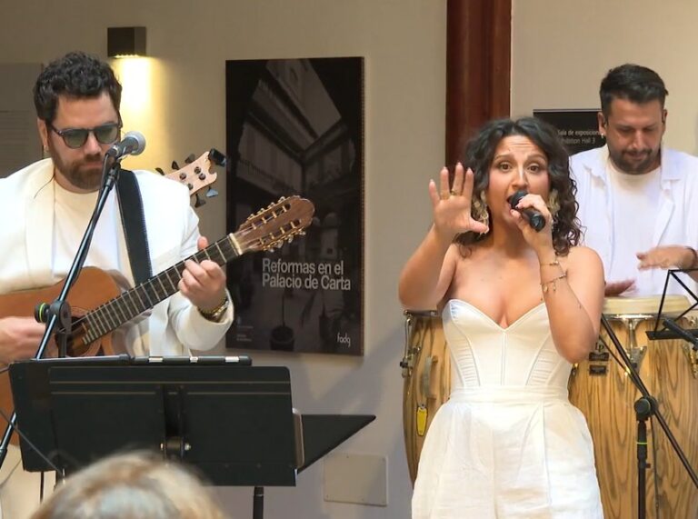 Santa Cruz de Tenerife recibe el verano con música y gastronomía