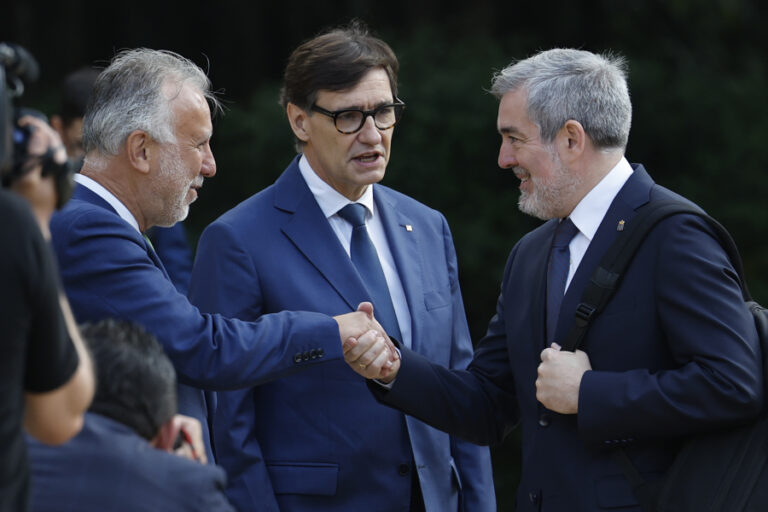 Torres «tiende la mano» a Clavijo para hablar de la próxima legislatura