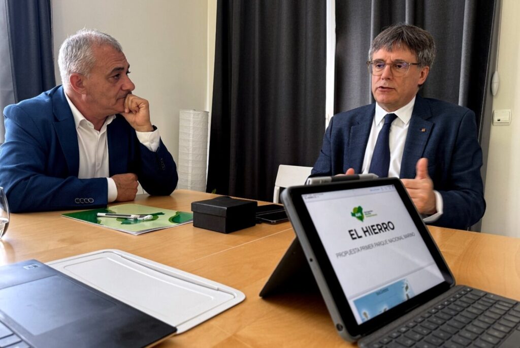Reunión con Carles Puigdemont. Imagen AHI