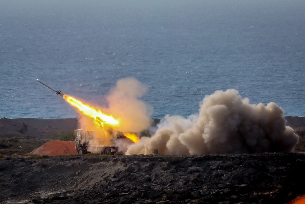 El Ejército de Israel asegura haber detectado un lanzamiento de misiles desde Irán poco después del alto el fuego anunciado por Trump 