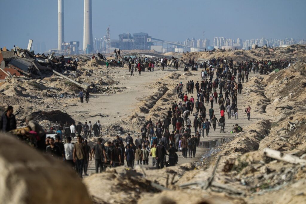 Al menos 34 muertos en dos operaciones militares paralelas de Israel en Gaza