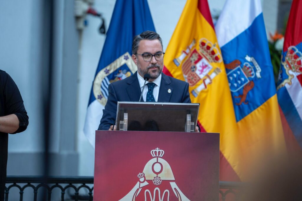 Asier Antona, alcalde de Santa Cruz de La Palma durante el pregón/ Ayuntamiento de Santa Cruz de La Palma.