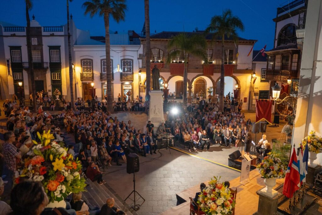 Ambiente durante la lectura del pregón/ Ayuntamiento de Santa Cruz de La Palma.
