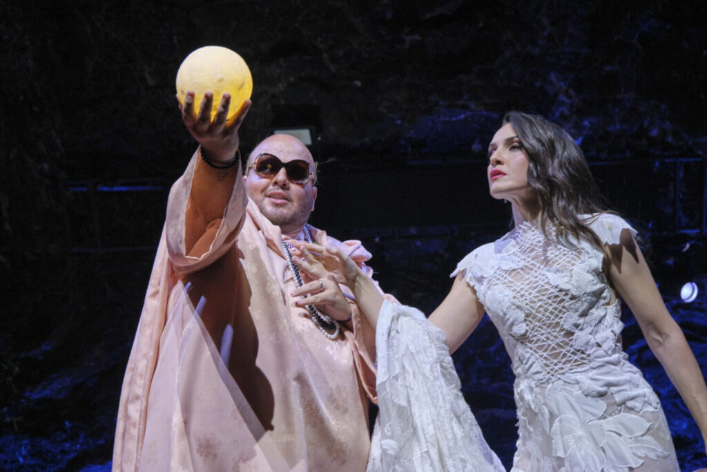 La Traviata en el Auditorio Jameos del Agua. Imagen cedida por Centros Turísticos de Lanzarote