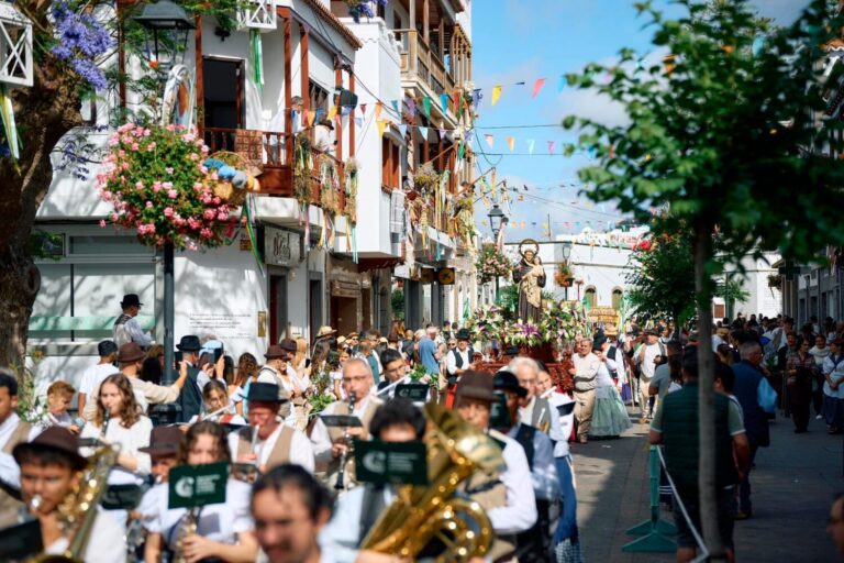 Tradición, folclore y canariedad se dan cita este sábado en TVC con la romería de Moya