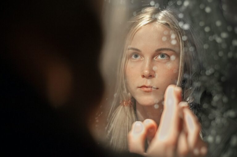 ‘Crónicas de San Borondón’ explora lo inexplicable: de milagros médicos a misterios paranormales