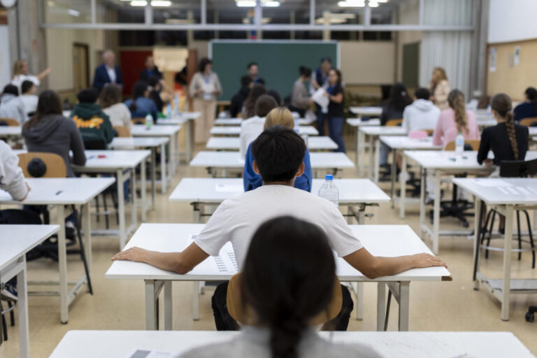 Casi 11.000 estudiantes estrenan la nueva PAU en Canarias