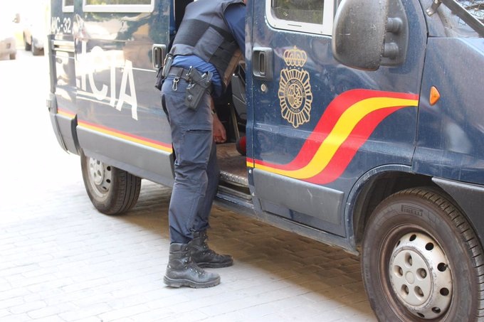 Detenido un hombre por corrupción de menores, agresión sexual y prostitución en Telde