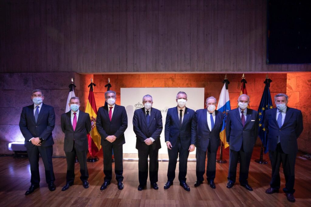 Presidentes de Canarias con Ángel Víctor Torres. Fotografía de la cuenta de X de Ángel Víctor Torres