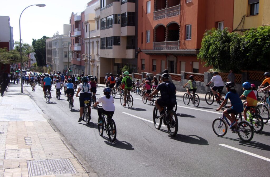 Restricciones de tráfico en Santa Cruz de Tenerife por la Fiesta de la Bicicleta