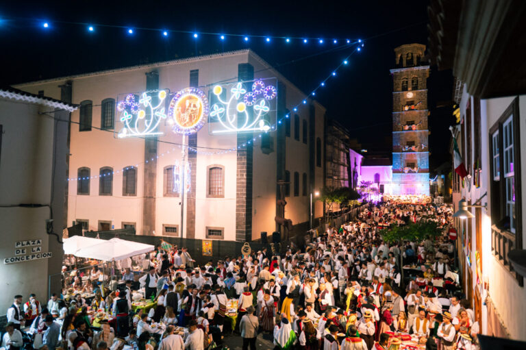 La Laguna acoge su primer Baile de Magos Infantil por las Fiestas de San Benito Abad 2025