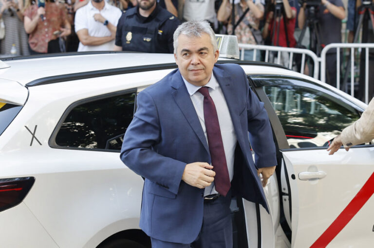 La UCO revela que Cerdán envió a Koldo la petición del PNV de tres nombramientos