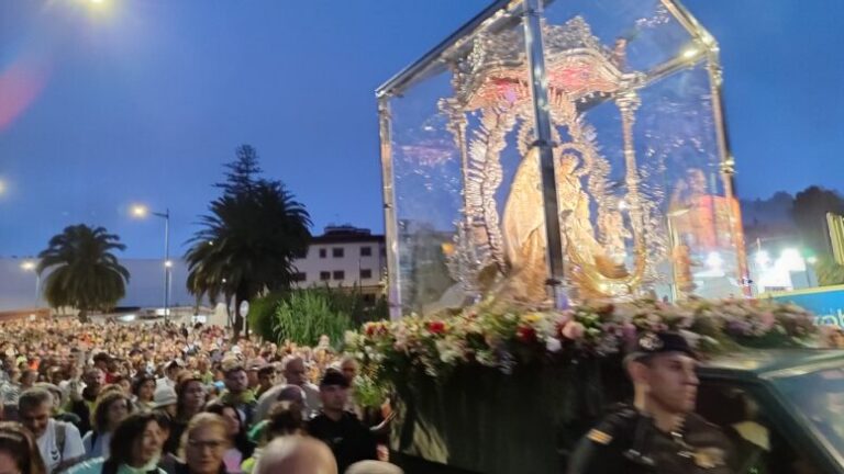 ‘Hay que verlo’ acompaña la Bajada de la Virgen del Pino en su primera visita a Telde