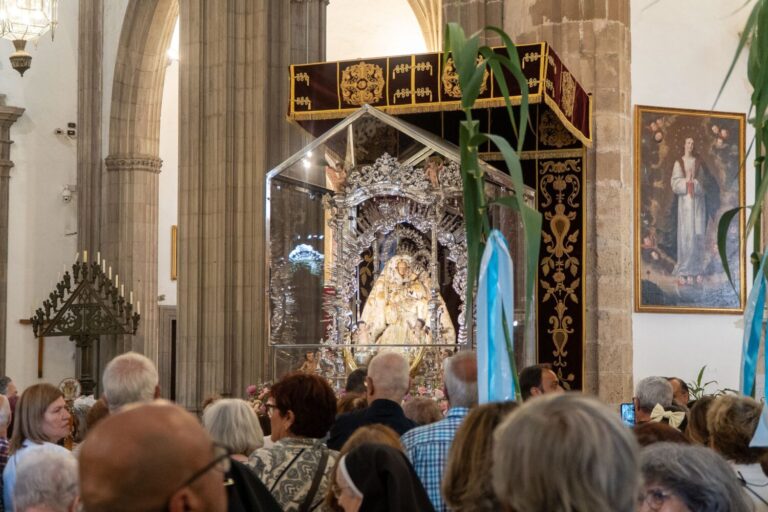 Cortes de tráfico con motivo del regreso de la Virgen del Pino a Teror