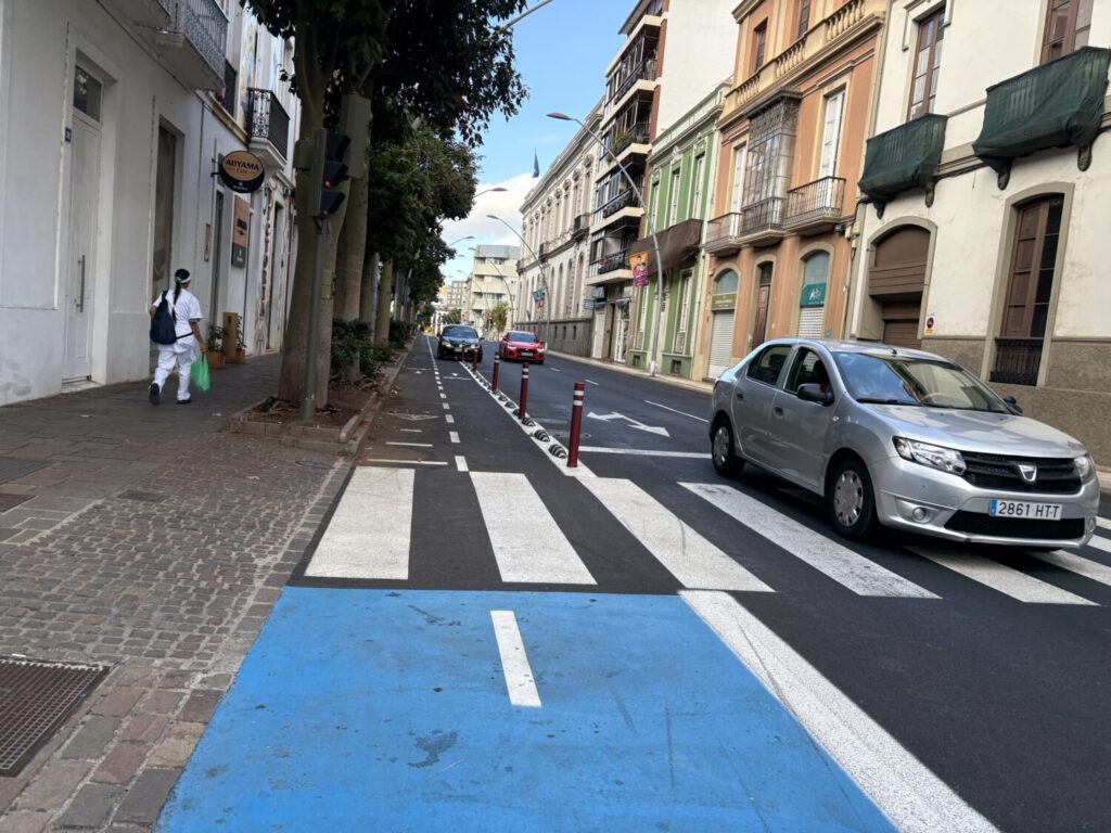 Carril bici en Santa Cruz de Tenerife / RTVC / Virginia Gallo
