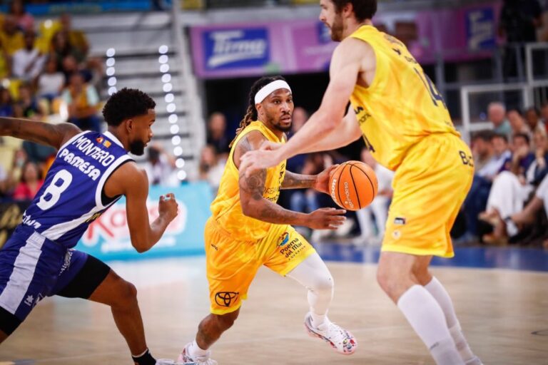 94-102 | Gran Canaria pierde en la prórroga contra el Valencia