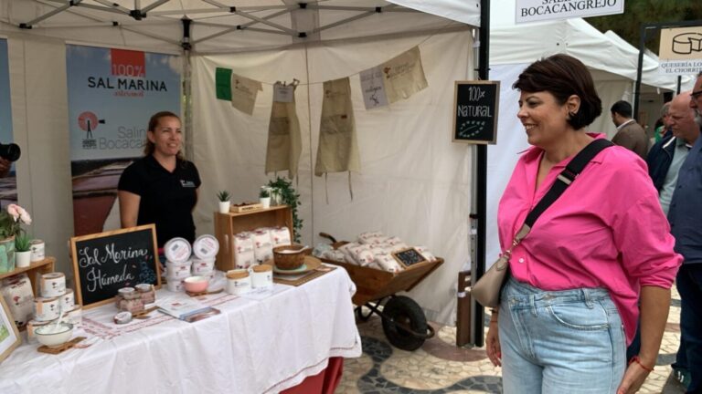 Arucas acoge la Feria Km.0 Gran Canaria con la participación de 42 productores