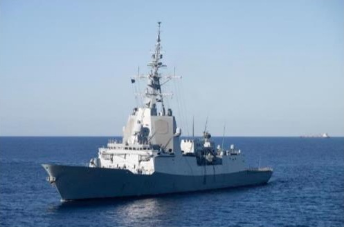 Imágenes de los buques y maniobras para la celebración del Día de las Fuerzas Armadas