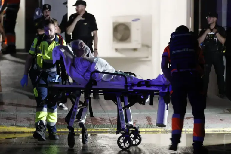Un anciano muerto y otros 19 heridos por la explosión de una bombona de oxígeno en Zaragoza