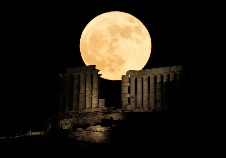 ¿Cuándo ver la ‘luna de fresa’?