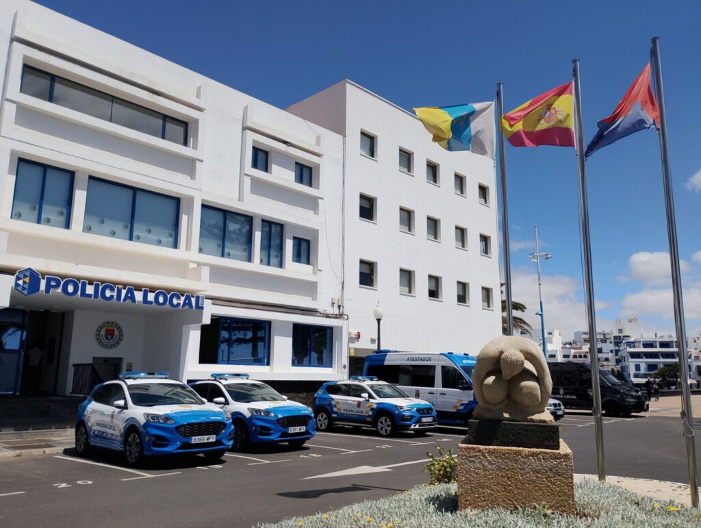 Detenido en Lanzarote al ser pillado en un coche con la mujer sobre la que tenía una orden de alejamiento