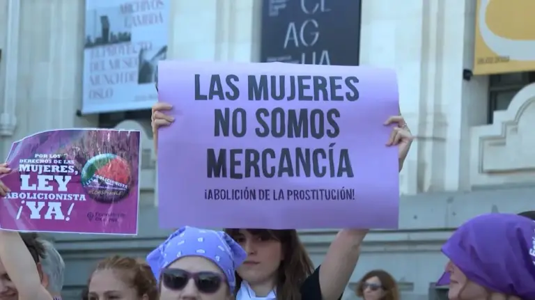 Prostitución y poder: la demanda que no cesa