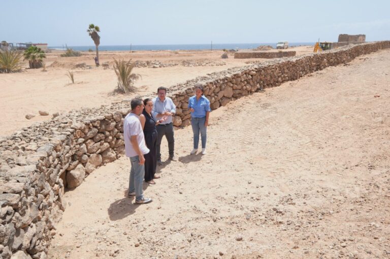 Fuerteventura trabaja en la restauración de la Rosa de Juana Sánchez