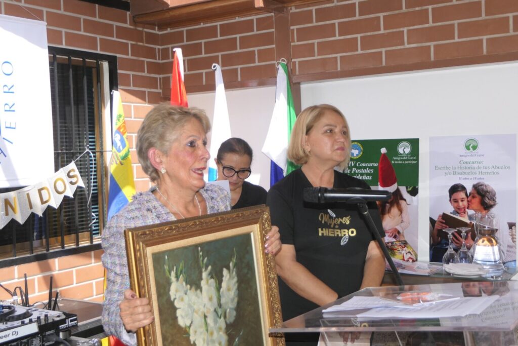Asociación Civil Amigos del Garoé han editado "Mujeres de Hierro", un homenaje a las primeras emigrantes herreñas en Venezuela