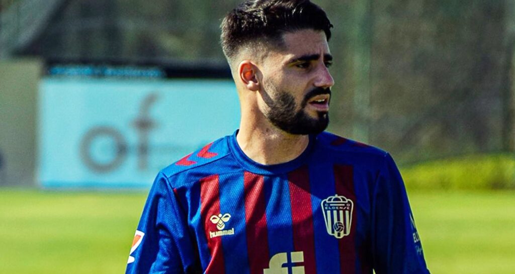 El CD Tenerife ficha al centrocampista Cris Montes