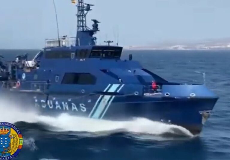 Vigilancia Aduanera retira una de las patrulleras en Canarias
