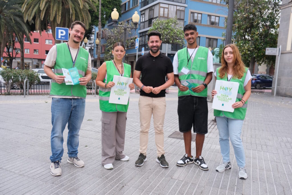 El Ayuntamiento de Las Palmas de Gran Canaria y Ecovidrio ponen en marcha la campaña 'EcoBarrios'. Imagen Ayuntamiento de Las Palmas de Gran Canaria