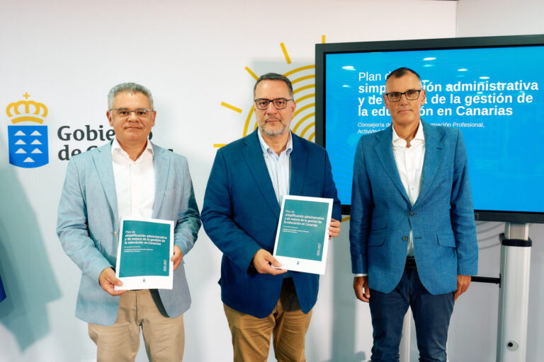 Educación pone en marcha un plan para simplificar la gestión de los centros canarios