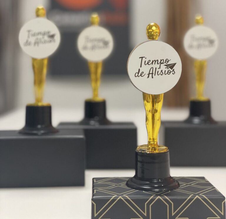 ‘Tiempo de Alisios’ premia el compromiso de sus oyentes y colaboradores