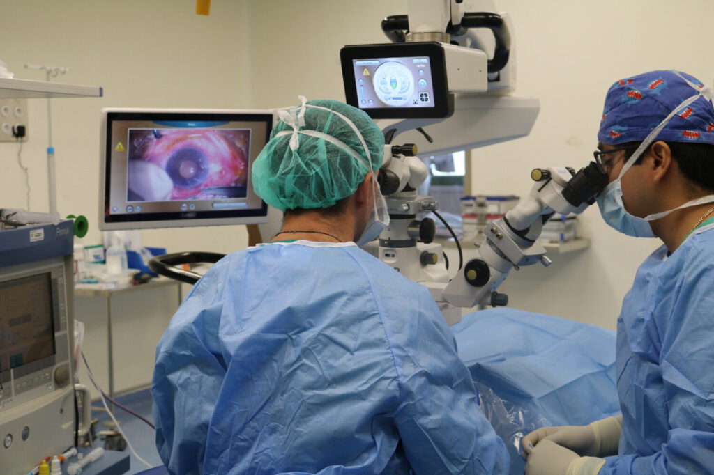 El Hospital Molina Orosa de Lanzarote incorpora la posibilidad de operar con cirugía vítreorretiniana
