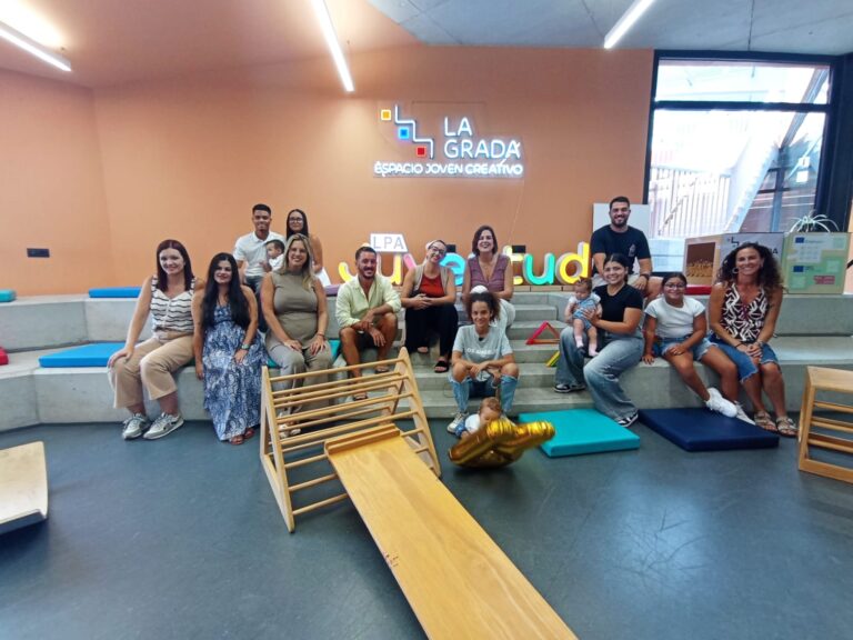 Las Palmas de Gran Canaria asesora a padres con el Proyecto NIDO