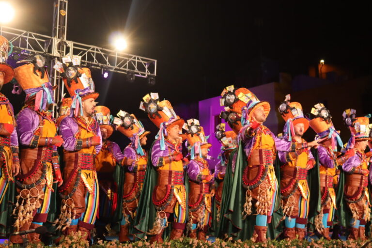 Ingenio clausura su Festival Internacional de Folclore con un homenaje a las fiestas populares de Canarias