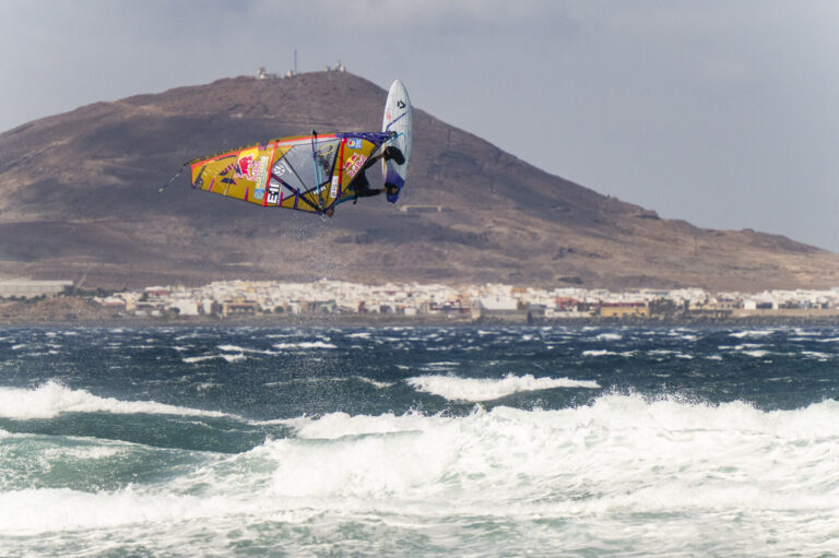 Philip Köster triunfa en la 37 Gran Canaria Gloria Windsurf World Cup