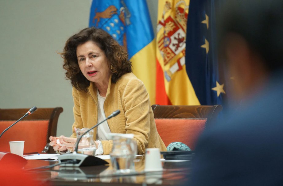 Asián: "Las previsiones han saltado por los aires por la financiación de Cataluña"