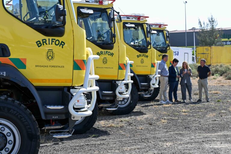 Tenerife incorpora nuevos vehículos al operativo contra incendios