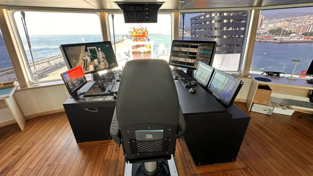 El buque Odón de Buen del IEO-CSIC visita Canarias por primera vez