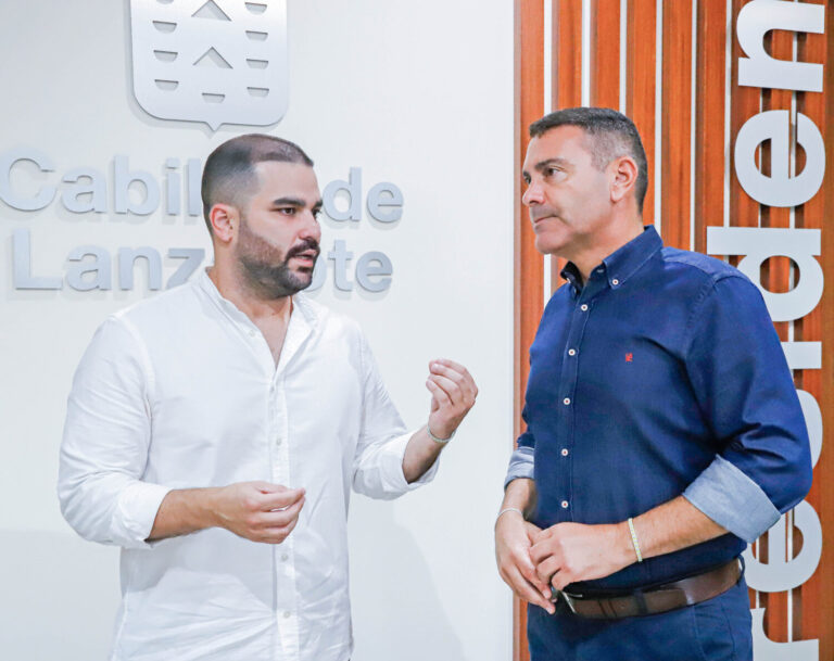 El Cabildo de Lanzarote alerta de la prohibición de excursiones turísticas en buggies o safaris en suelo rústico 