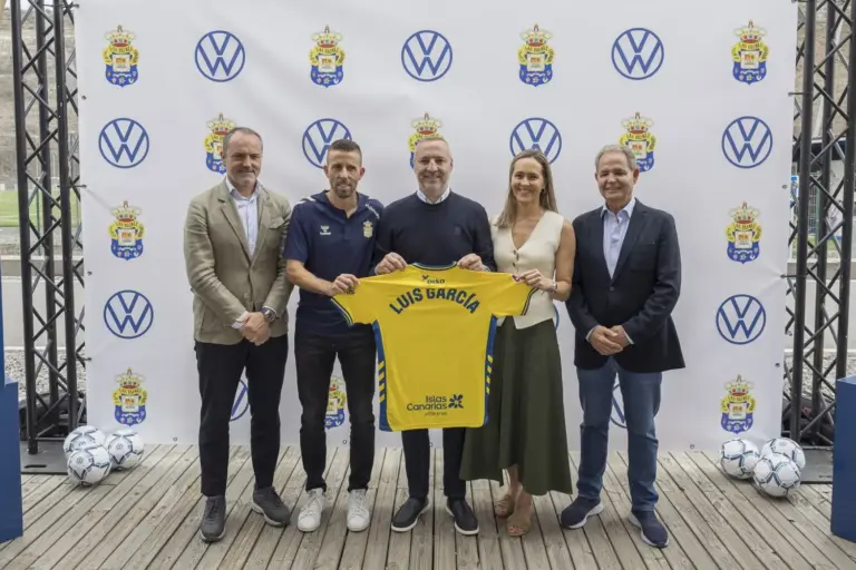 Presentación de Luis García, nuevo entrenador de UD Las Palmas