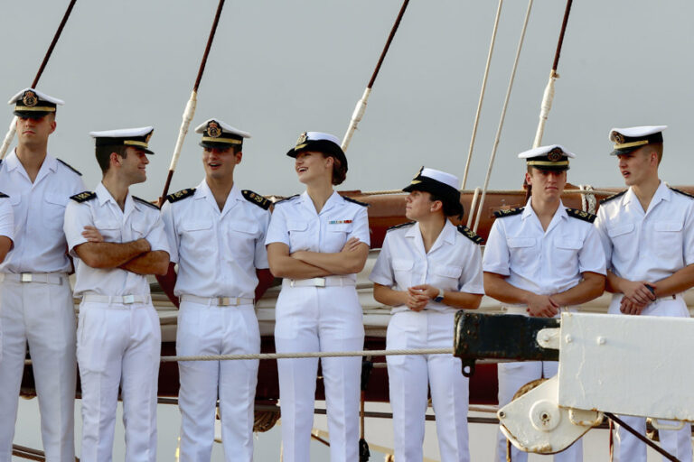 La princesa Leonor llega a Gijón tras embarcarse de nuevo en el ‘Juan Sebastián de Elcano’