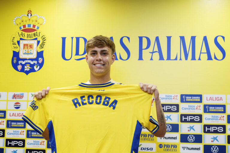 Recoba quiere devolver a la UD Las Palmas a Primera