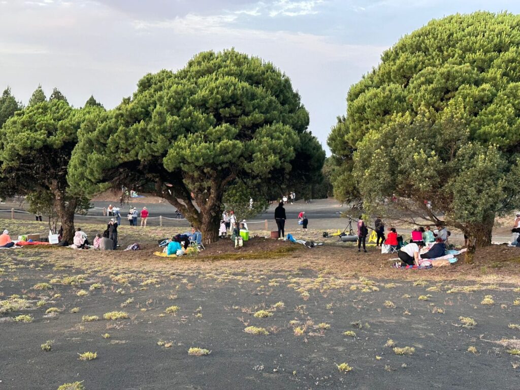 Reserva de sitios para los manteles.